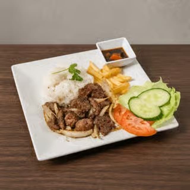 Cơm Bò Lúc Lắc.
